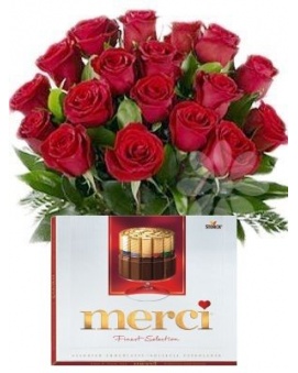 Bouquet of red roses + Merci 250 g