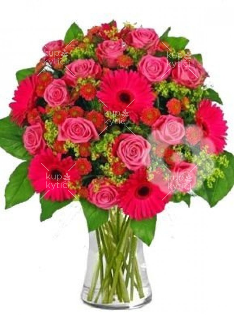 Fresh bouquet in pink Brigita